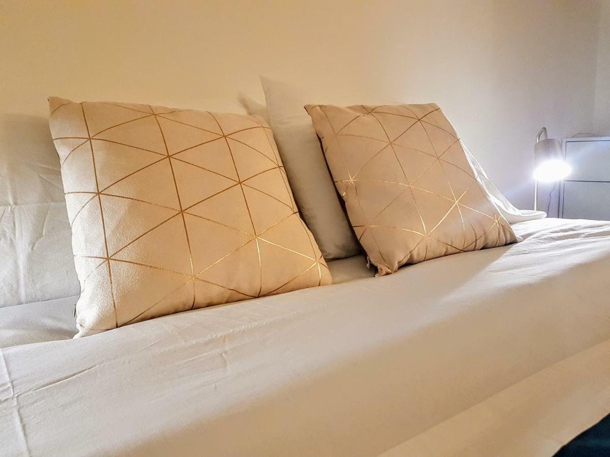 Piazza Martiri Apartment 卡利亚里 外观 照片